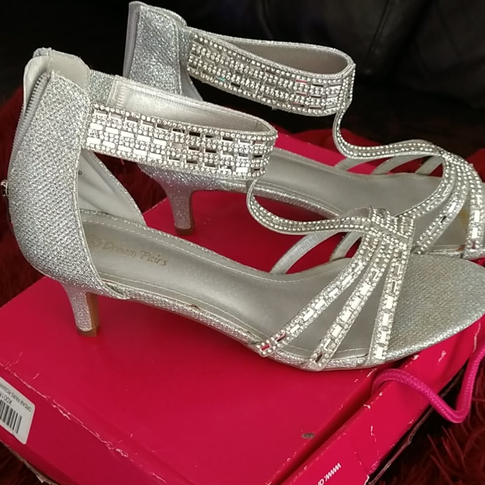 Shoes - Picture 2 of 2
